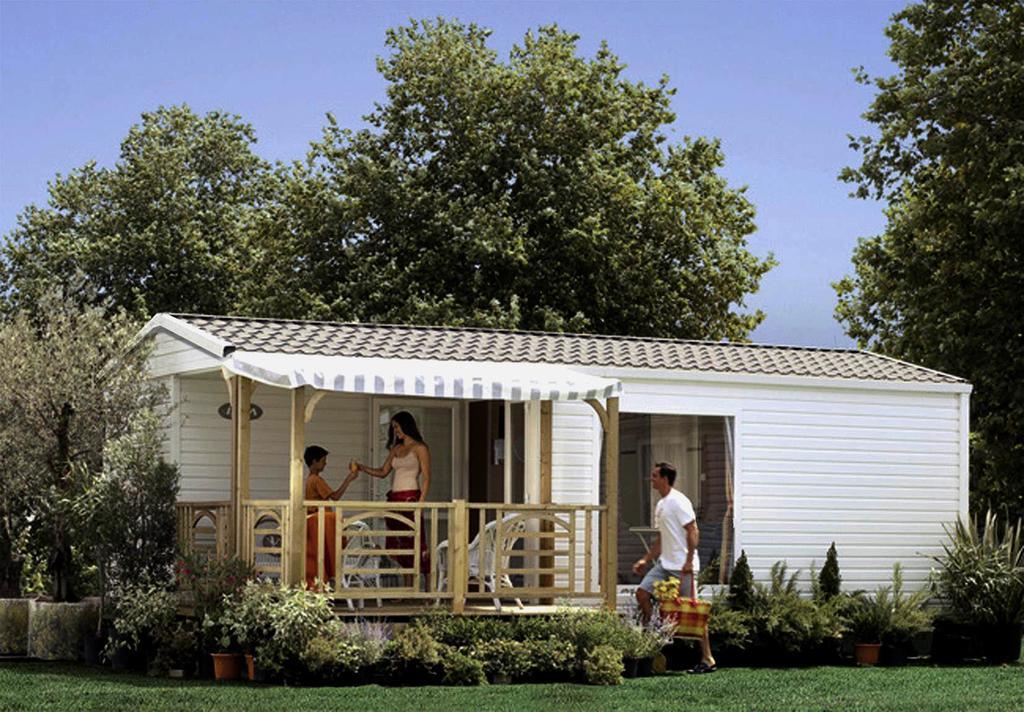 Camping Les Grillons 호텔 엠브룬 외부 사진